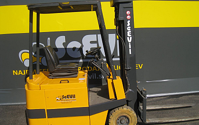 ELEKTRIČNI ČELNI VILIČAR Jungheinrich efg dh15